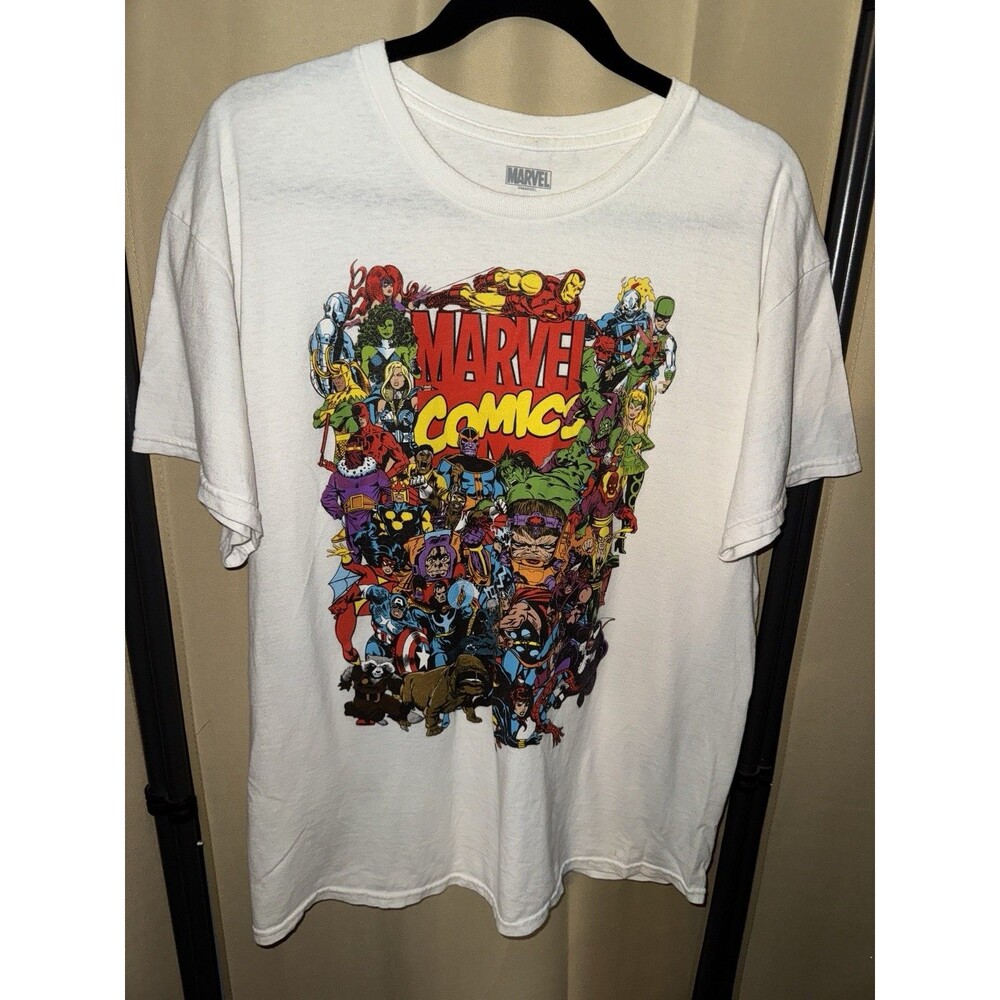 Marvel retro Classic 100% cotton features dozens of marvel character’s Tee Large
